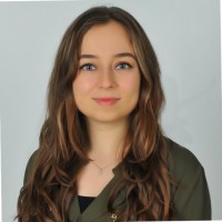 Gamze Akman Email