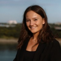 Julie Lépine Email