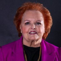 Arnold Olson Associates Employee Helen Arnold's profile photo