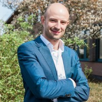 Mateusz van Strien Email