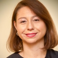 Daniella de Luca Email