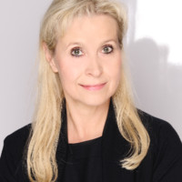 Gabriela Kroll-Sellnick Email & Phone Number