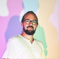 Email di Piotr Krzywonosiuk