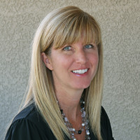Beach Bus Studios Employee Lisa Custer's profile photo