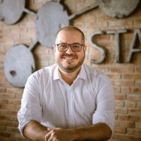 Károly Krekács Email