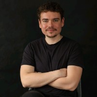 Marek Bąk Email