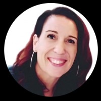 SEVEN France Employee Aurélie Simon's profile photo