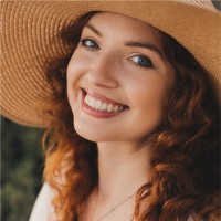 Anastasia Poliak Email