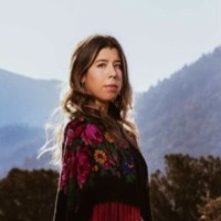 Mia Hammersley Email & Phone Number