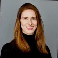Šárka Kumperová Email
