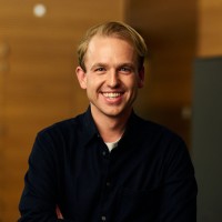 Leo van Schie Email