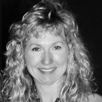 Sarah Wenning Email & Phone Number