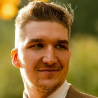 Levente Szász Email