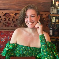 Roberta Moura Email & Phone Number
