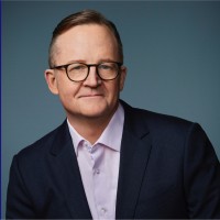 Robert Gibbs Email & Phone Number
