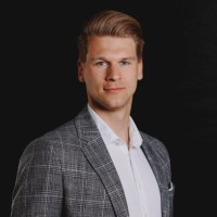 Lucas Exner Email