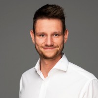 Falk Wilke Email