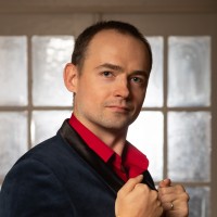 Aleksandr Valuiskikh Email