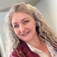 Jennifer Soares Email & Phone Number