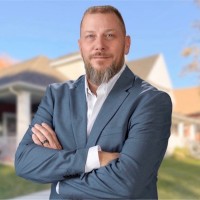 Universal Development Enterprise Employee Thomas Drzik's profile photo