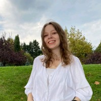 Buse Namlı Email
