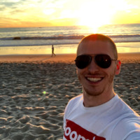 Airbnb Employee Jon Schneider's profile photo