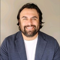 Christian Ulloa Email & Phone Number