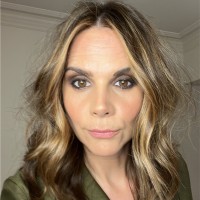 Nicola Pearle Email & Phone Number