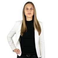 Manon Voeten Email