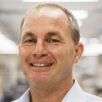 E-mail e número de telefone de Doug Hastie