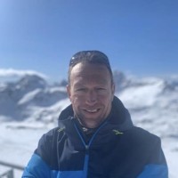 Bart Hoevenaars Email