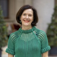 Elisabeth Gneisz Email