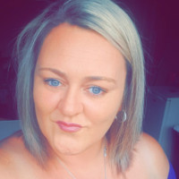 Nicki Kelly Email