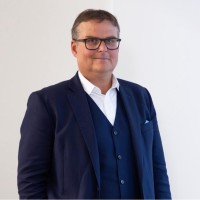Andreas Grädel Email