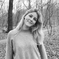 Anna Groth Email