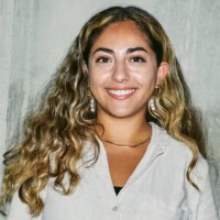 Hoxton Farms Employee Azin Azarbarzin's profile photo