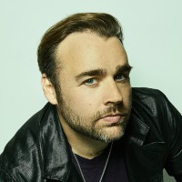 Ash Avildsen E-Mail & Telefonnummer