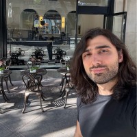 Dalian's Cafe Employee Taron Badalian's profile photo