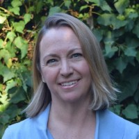 Erin Holsinger Email & Phone Number