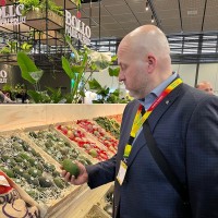 Aaron Burton Email & Phone Number