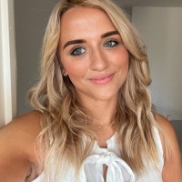 OMNE Agency Employee Robyn Lines's profile photo