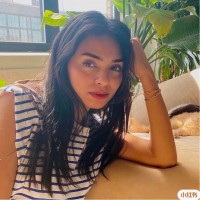 Autumn Cashmere Employee Fatma Amar's profile photo