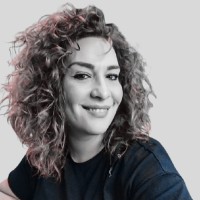 Mandalena Kaniouri Email