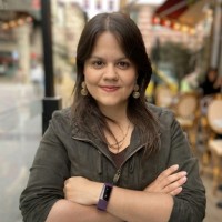 Vivian Ribeiro Email