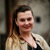 Elise De Groot Email