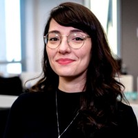 Giovanna Tavares Email & Phone Number
