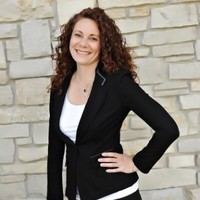Lakes Area Realty Employee Mindy Shears's profile photo