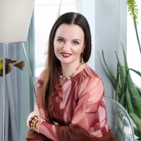 Elizabeth Lesztak Email & Phone Number