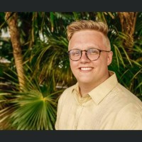 Noah Lund Email & Phone Number