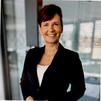 Simone Mattern Email